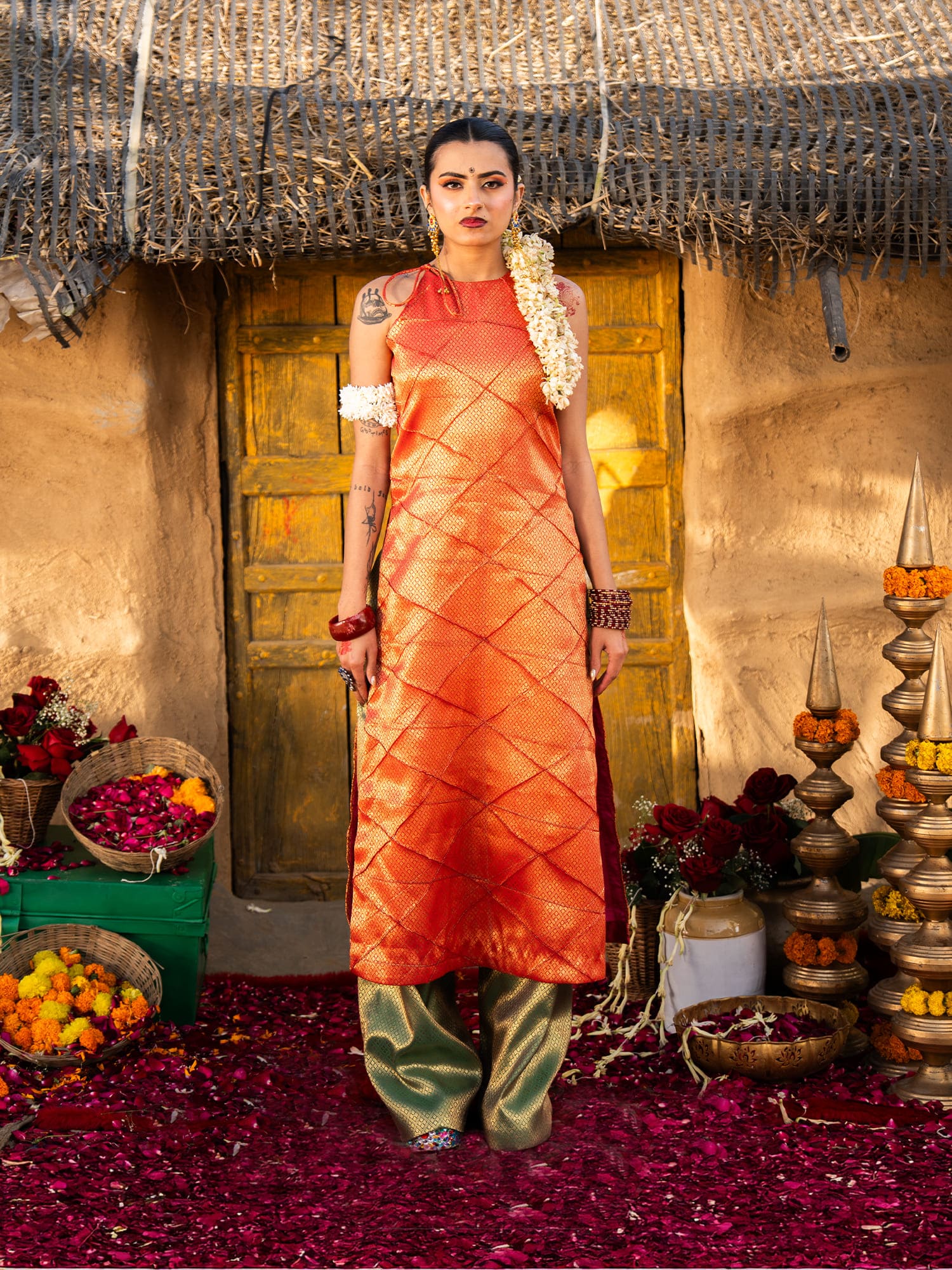 SID00605 Gajar Long Shirt - Image 1